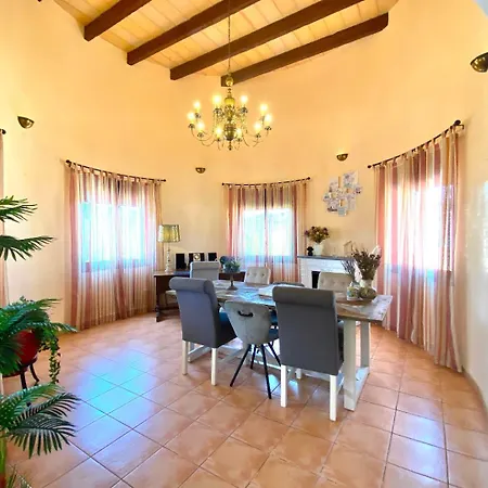Club Villamar - Nirwana Villa