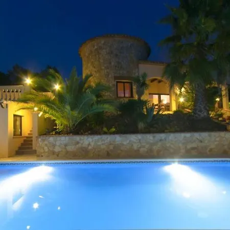 Club Villamar - Nirwana Villa *